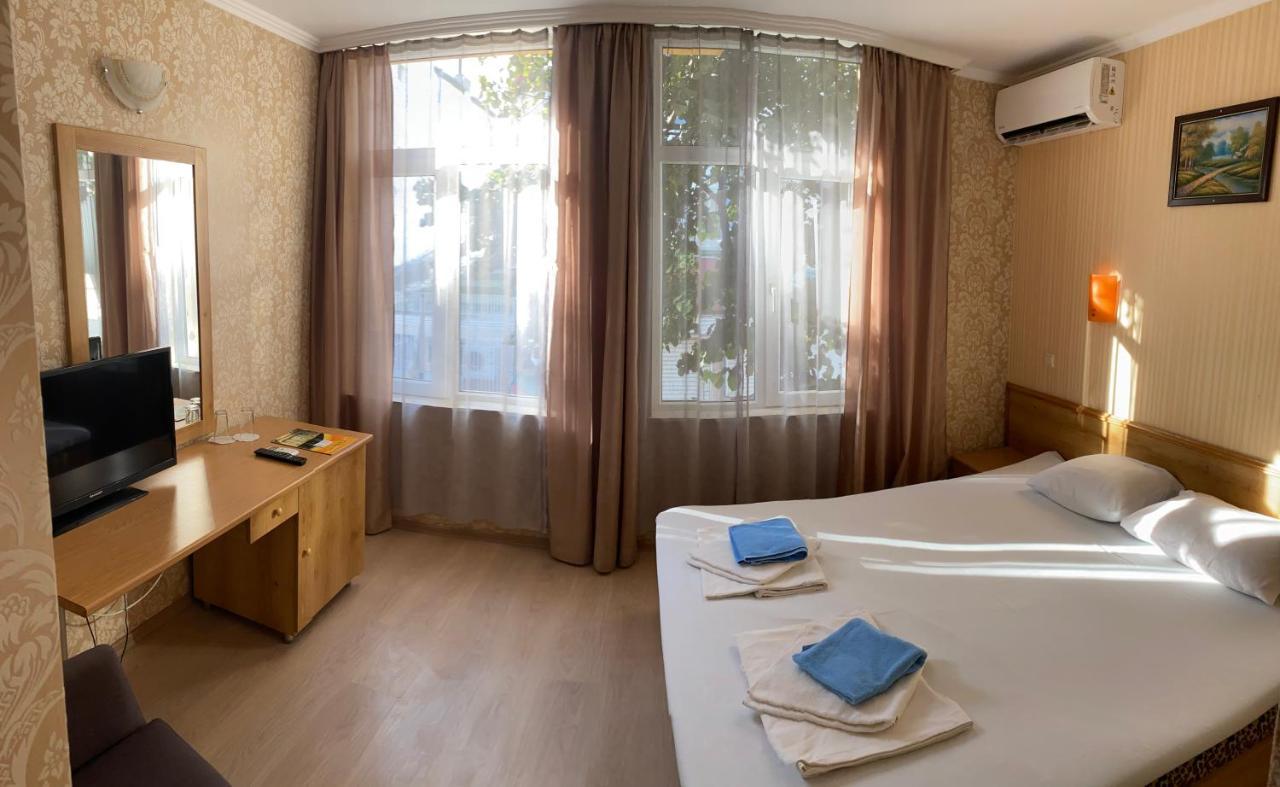 Еника Hotel Varna Eksteriør billede