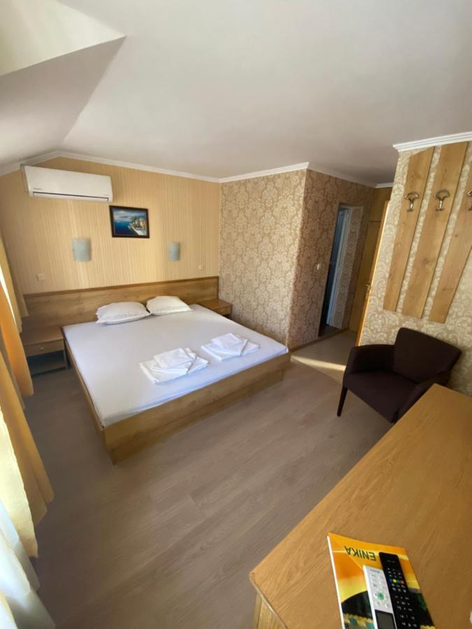 Еника Hotel Varna Eksteriør billede